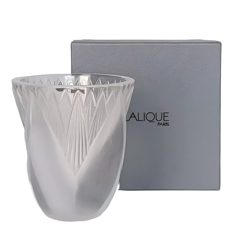 Brand New Lalique Crystal Thebes Vase V02