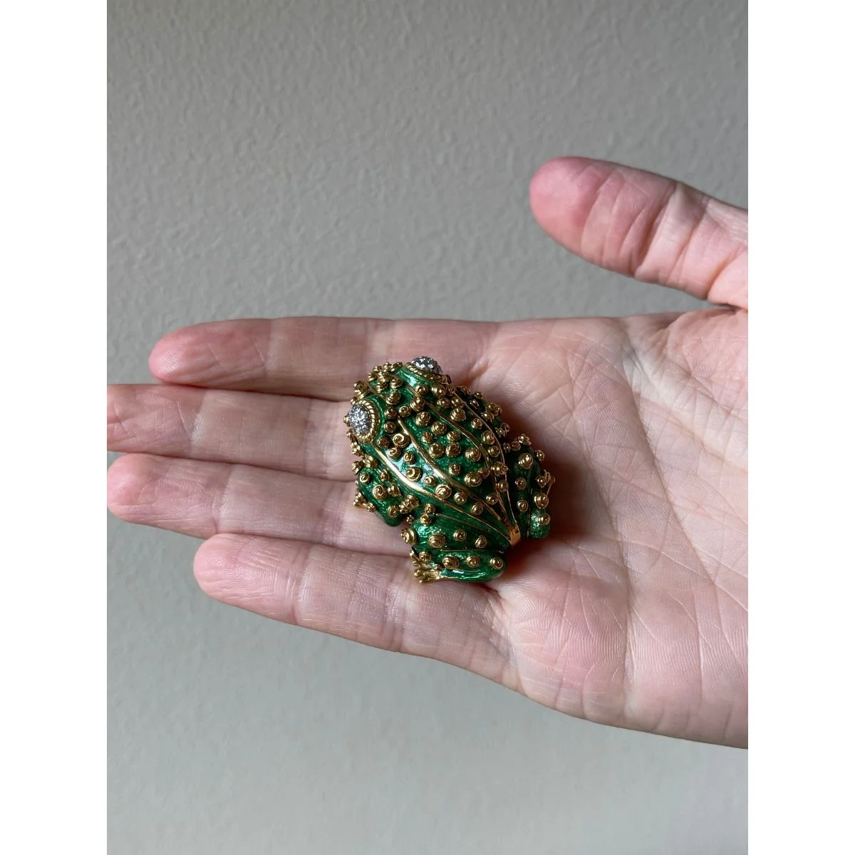 David Webb Gold Diamond Enamel Frog Brooch Pin