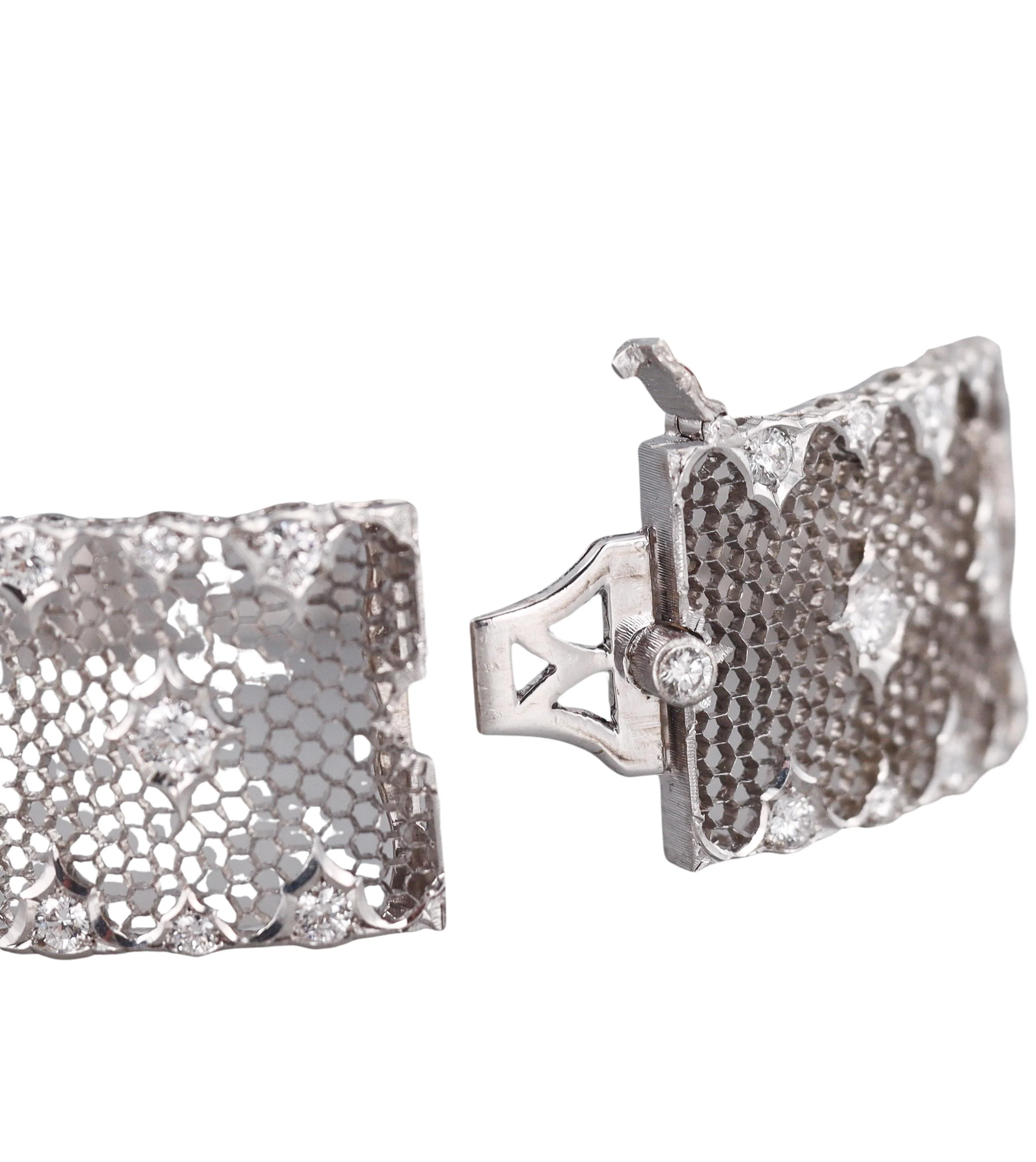 Buccellati Gold Tulle Broccato Diamond Bangle Bracelet