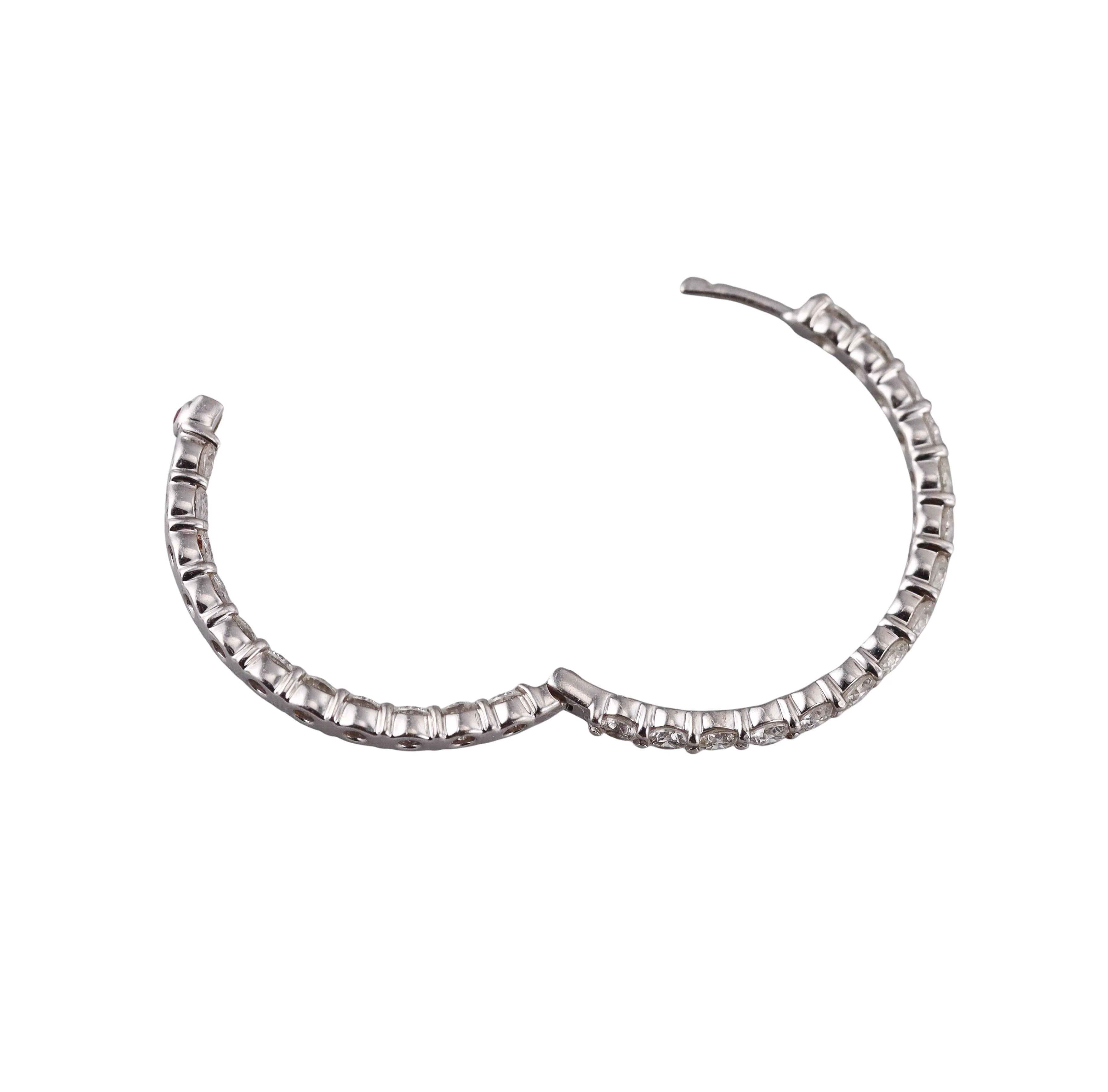 Roberto Coin Gold The Perfect Diamond Hoop Earrings