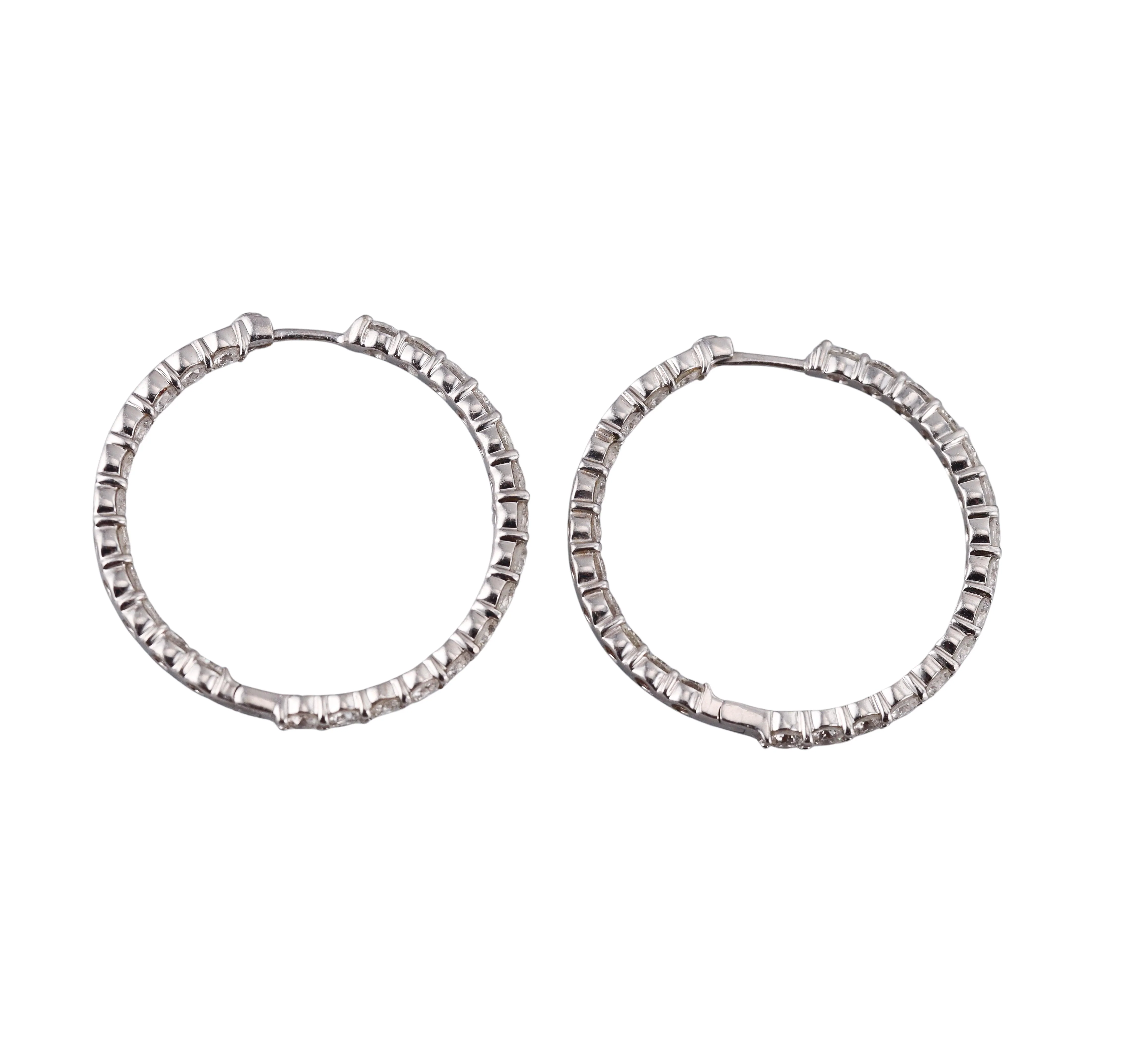 Roberto Coin Gold The Perfect Diamond Hoop Earrings