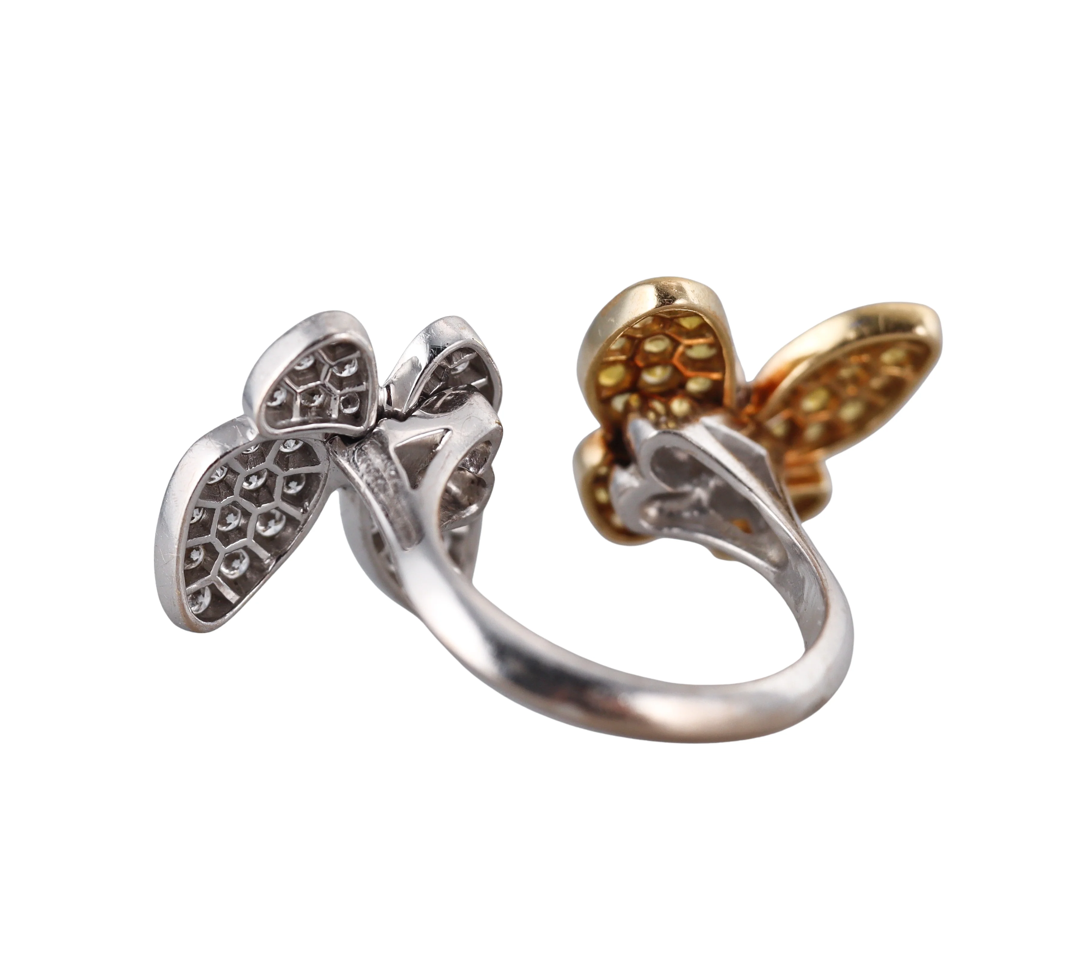 Van Cleef Arpels Between the Finger Butterfly Diamond Sapphire Gold Ring
