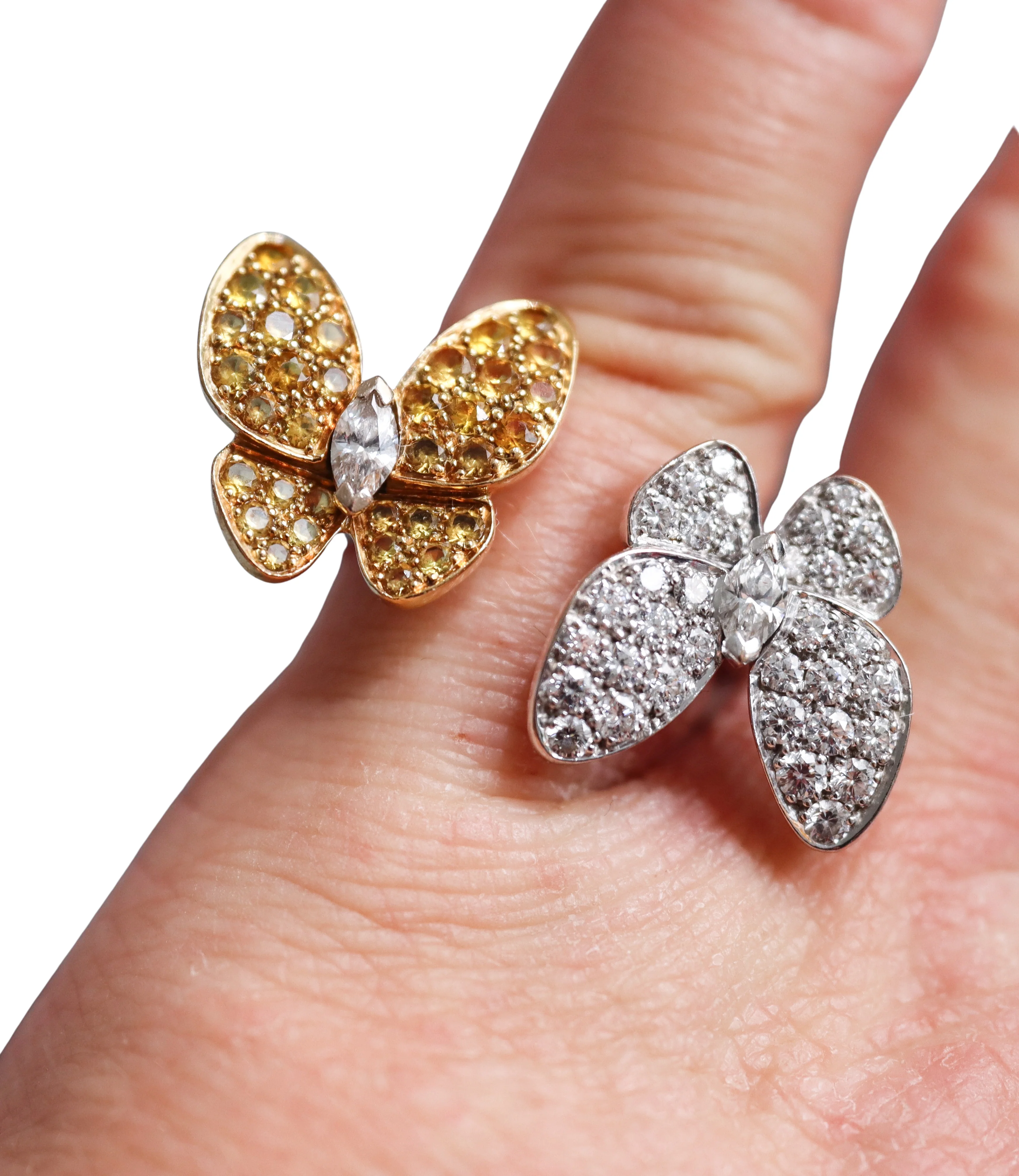 Van Cleef Arpels Between the Finger Butterfly Diamond Sapphire Gold Ring
