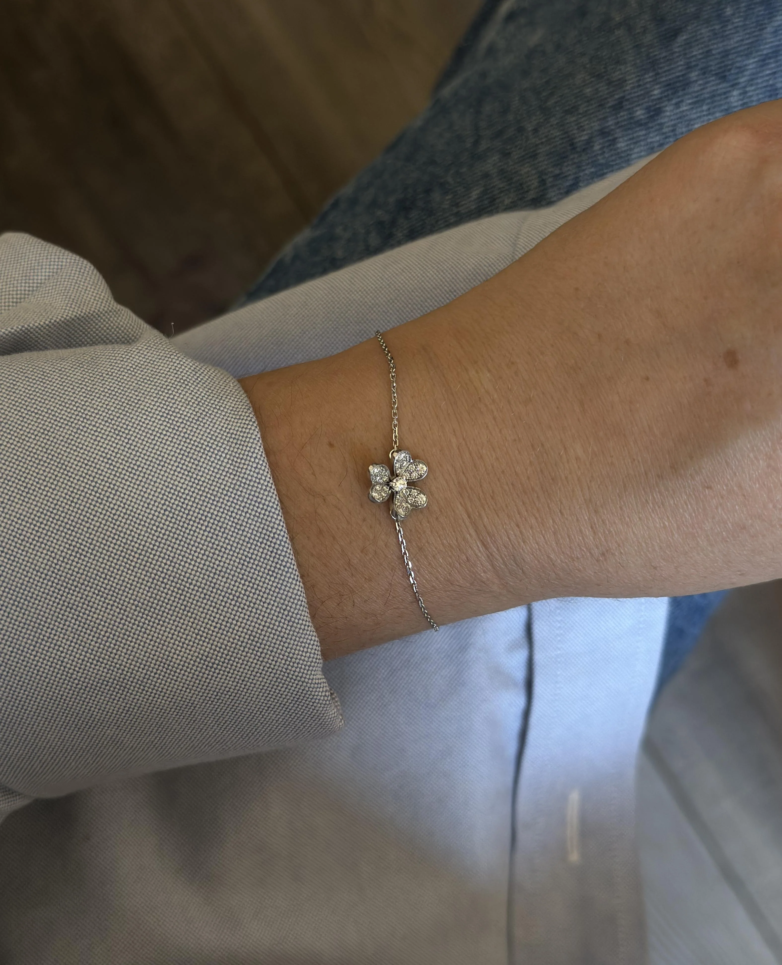 Van Cleef Arpels Frivole Diamond Gold Bracelet