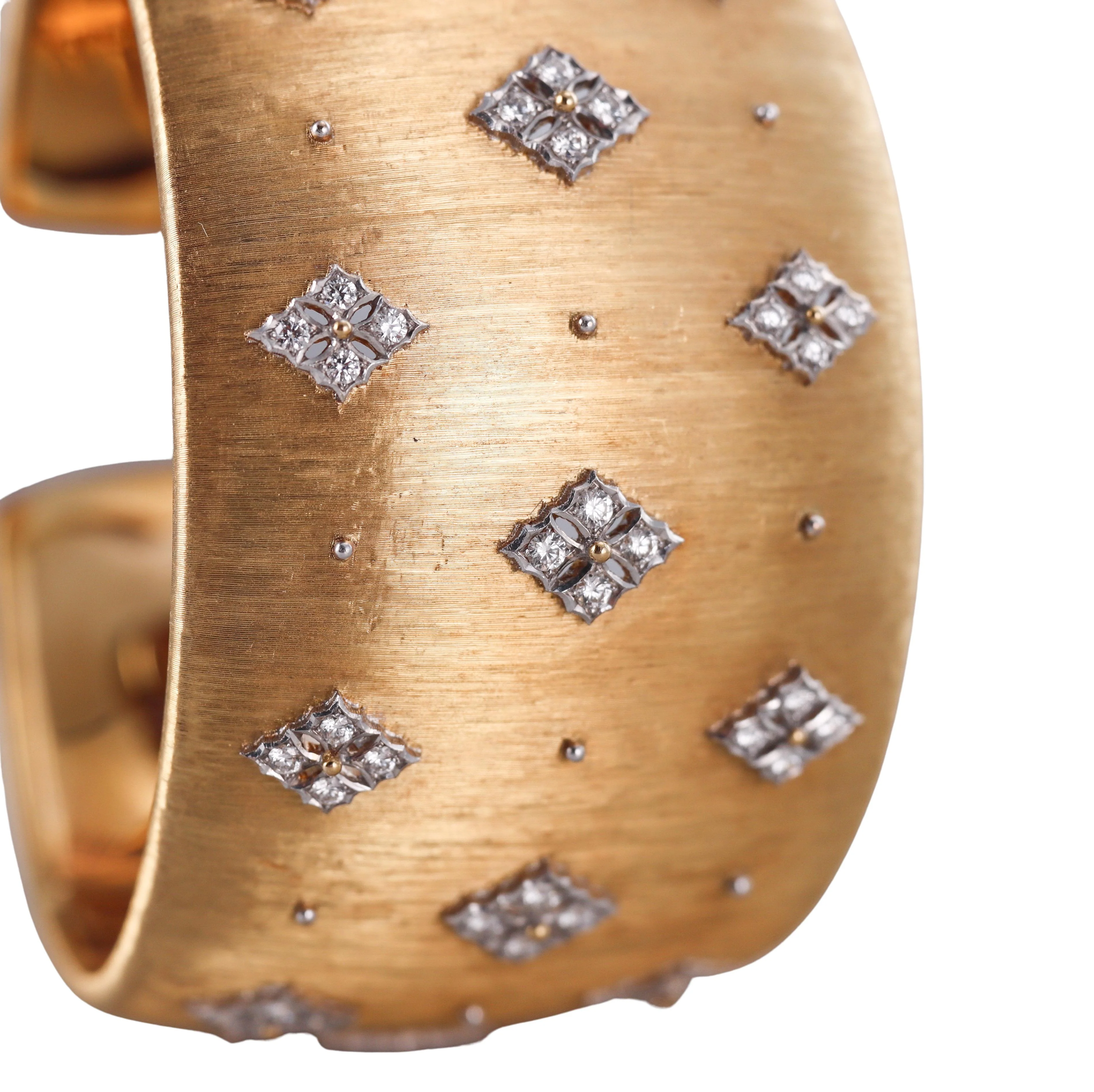 Buccellati Yellow Gold Diamond Wide Cuff Bracelet 4.0