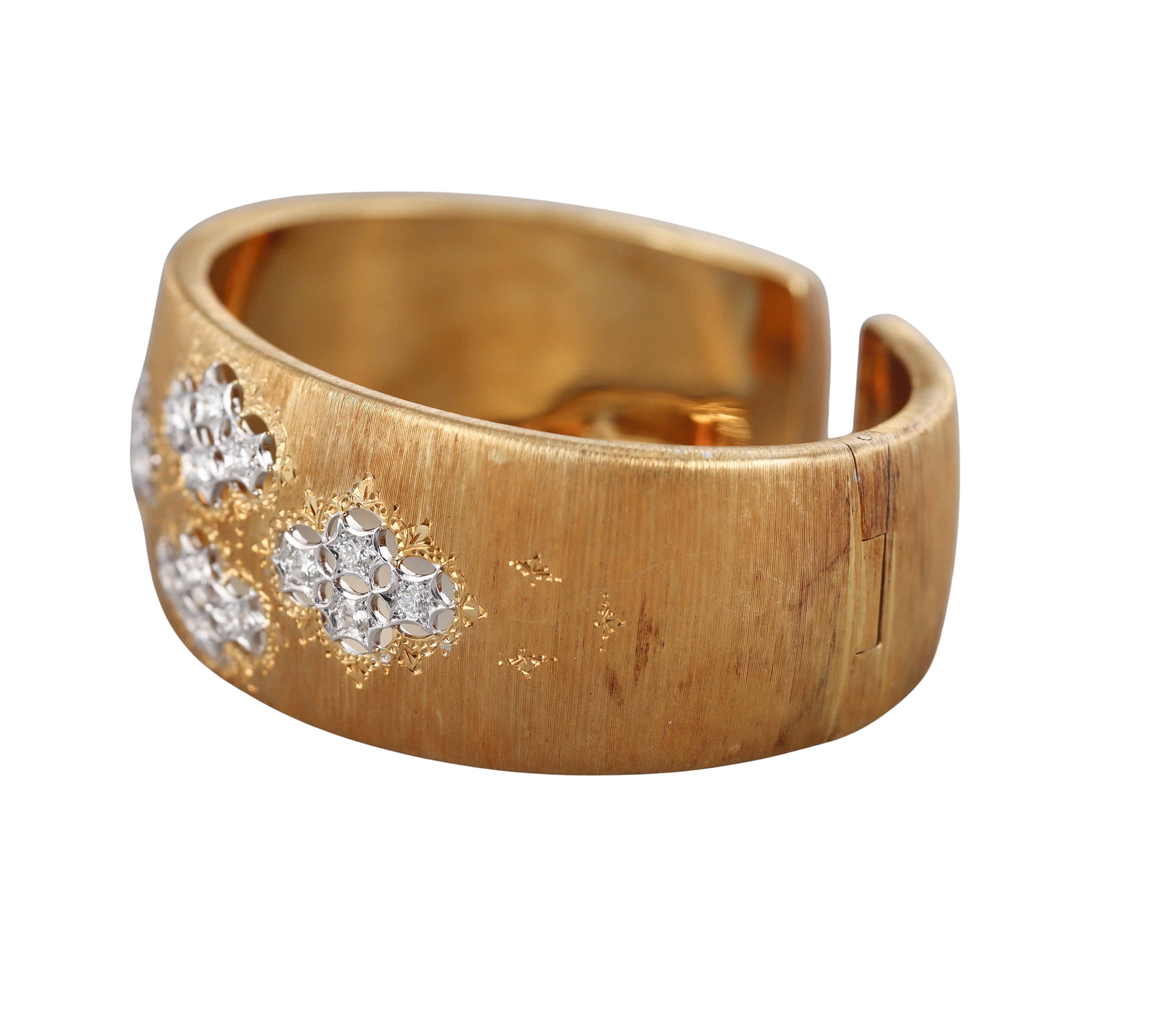 Mario Buccellati Classic Cuff Diamond Gold Bracelet