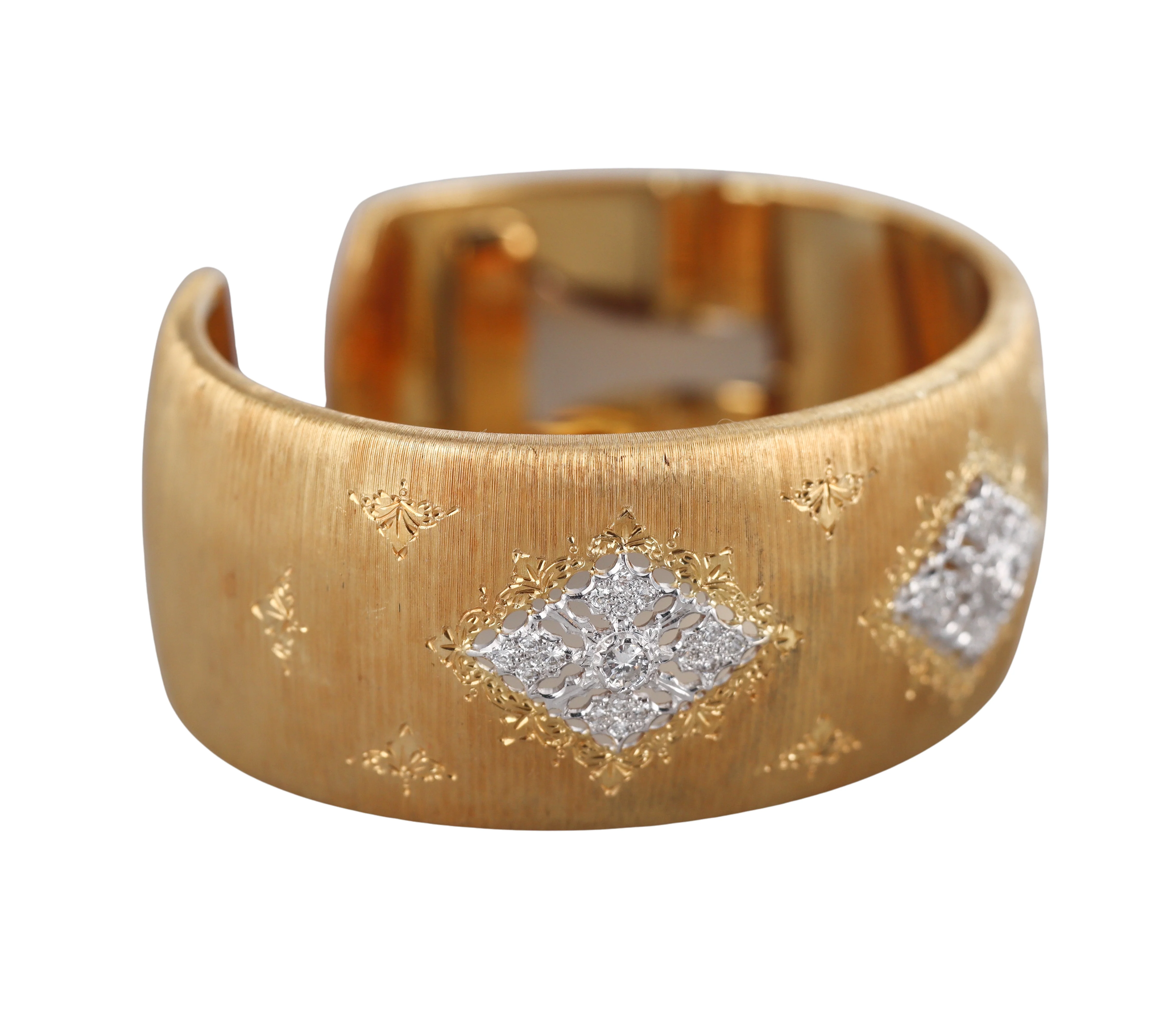 Mario Buccellati Classic Cuff Diamond Gold Bracelet
