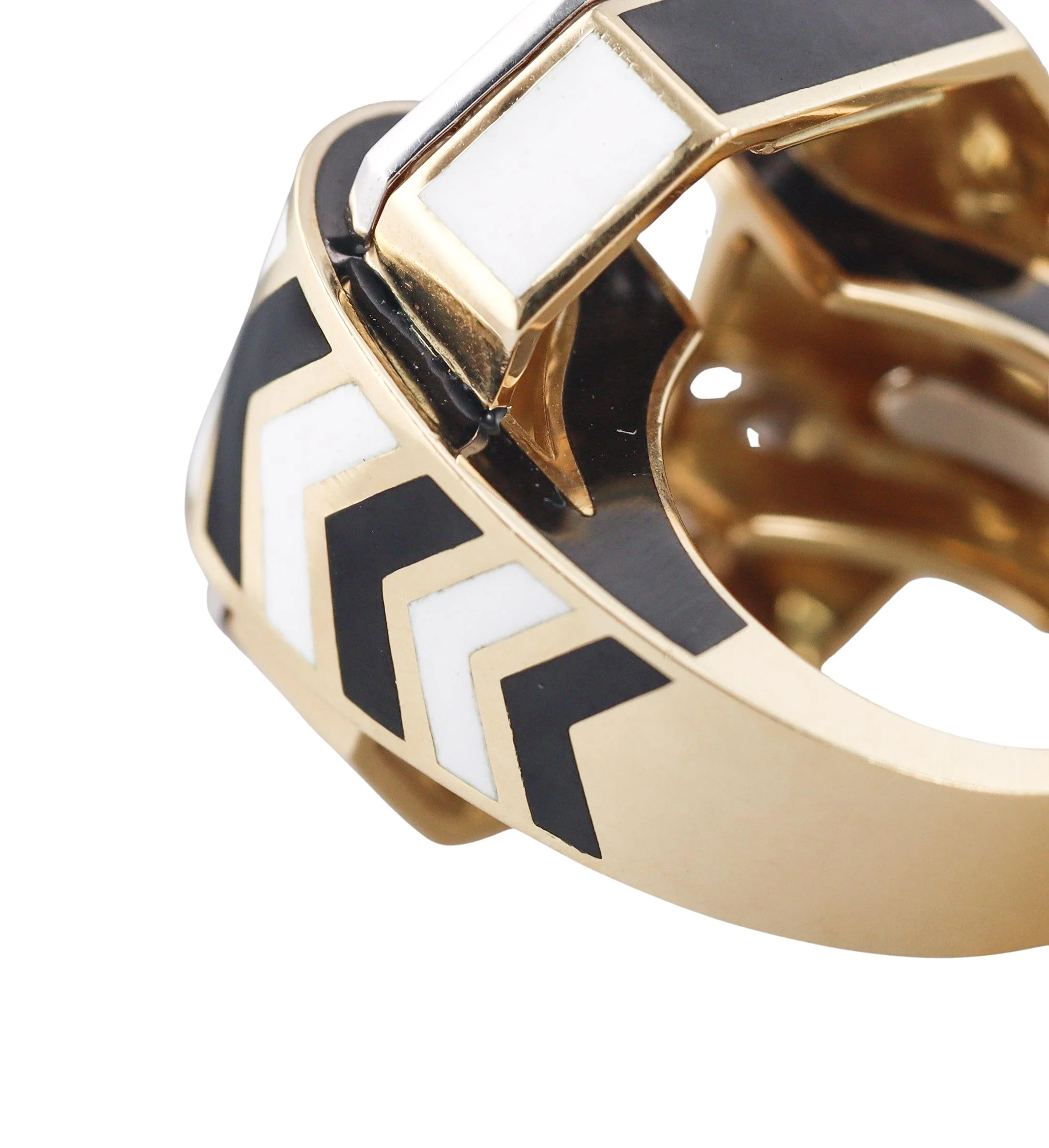 David Webb Chevron Large Diamond Enamel Gold Platinum Ring