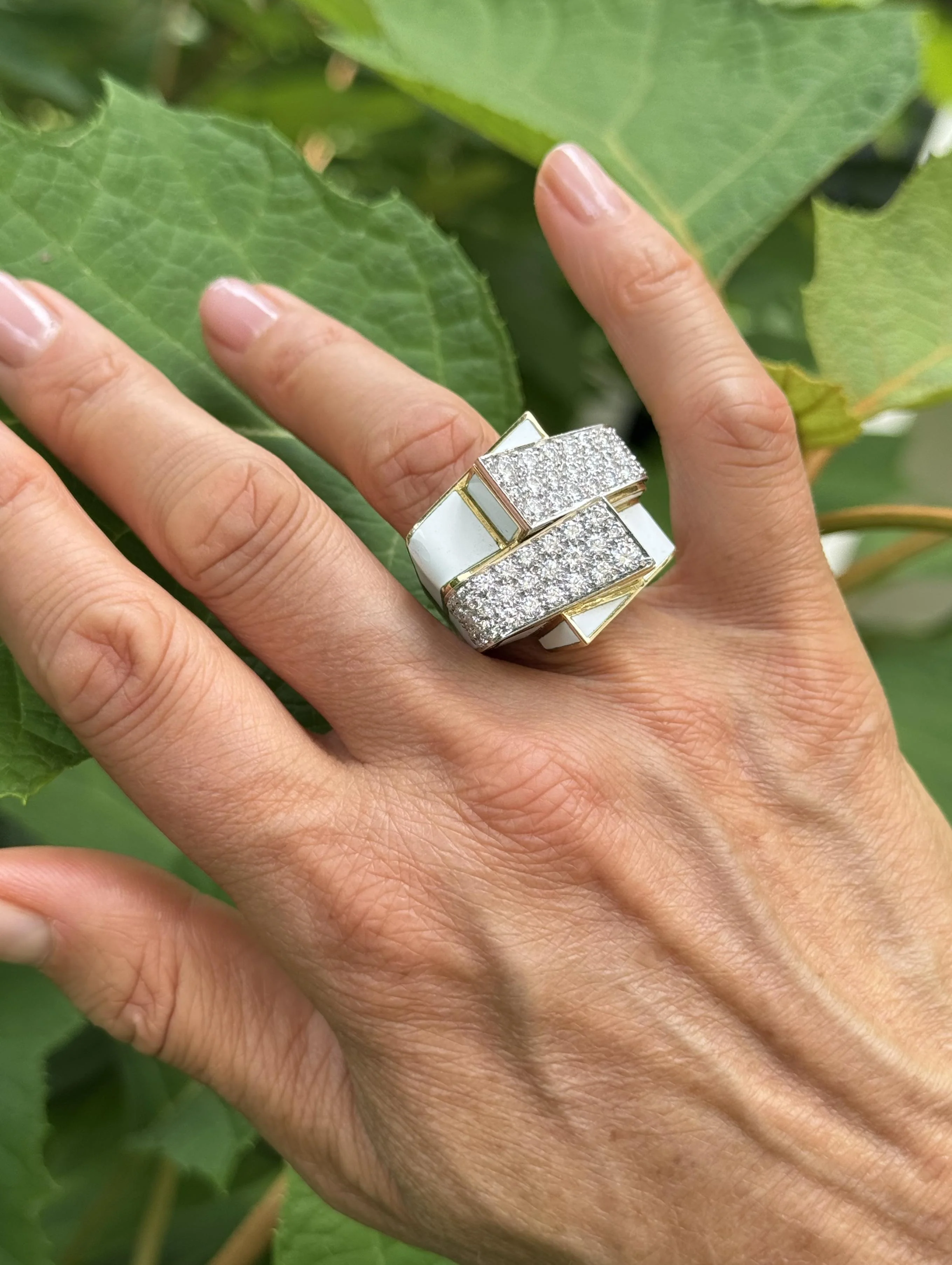 David Webb Ski Slope Diamond Enamel Gold Platinum Ring