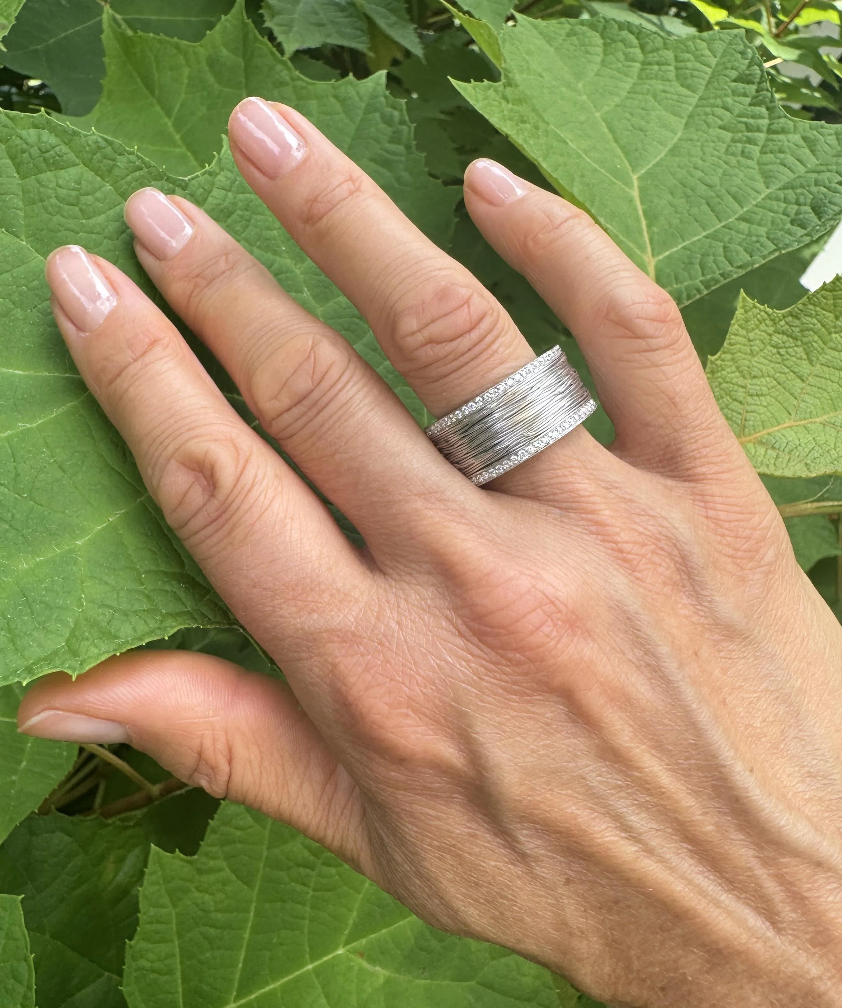 Pasquale Bruni Amor Est Vita White Gold Diamond Band Ring