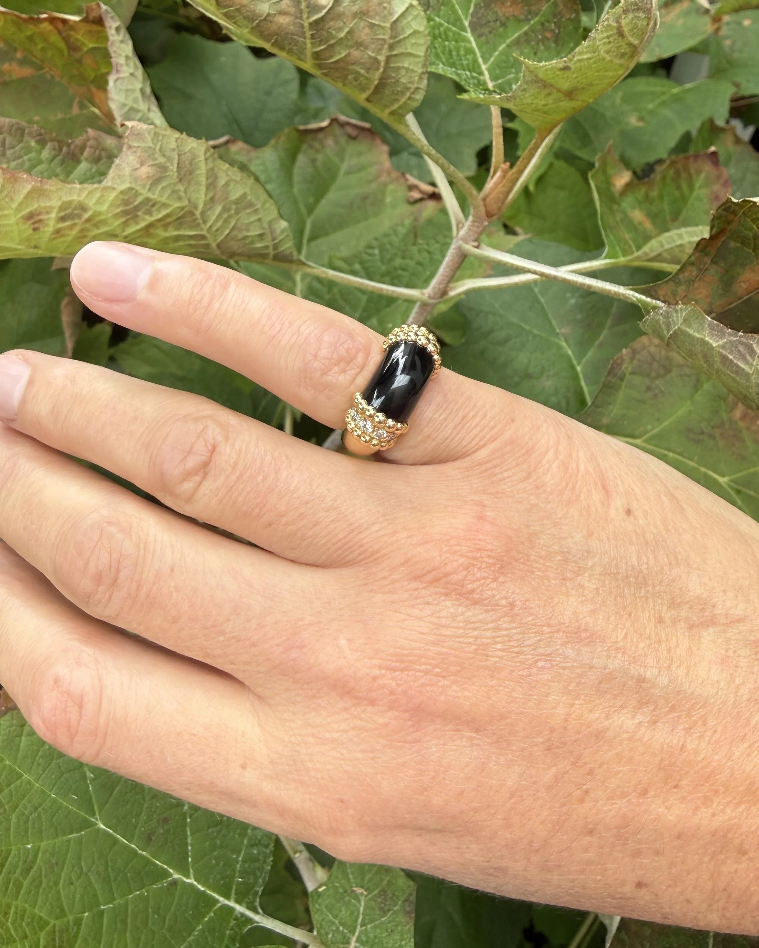 Van Cleef Arpels Perlée Couleurs Gold Diamond Onyx Ring
