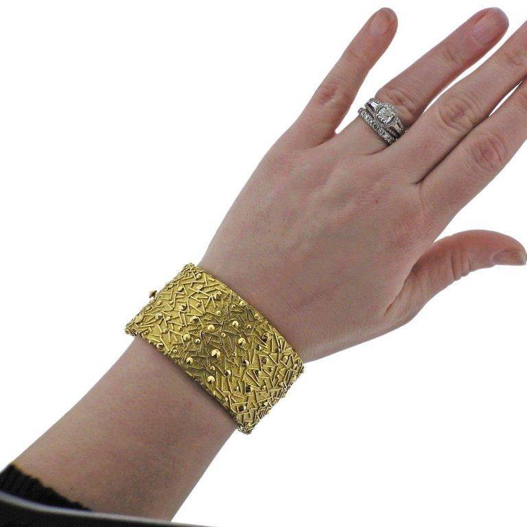 1970s Tiffany  Co. Gold Bangle Bracelet - Replica Luxury Handbag Store