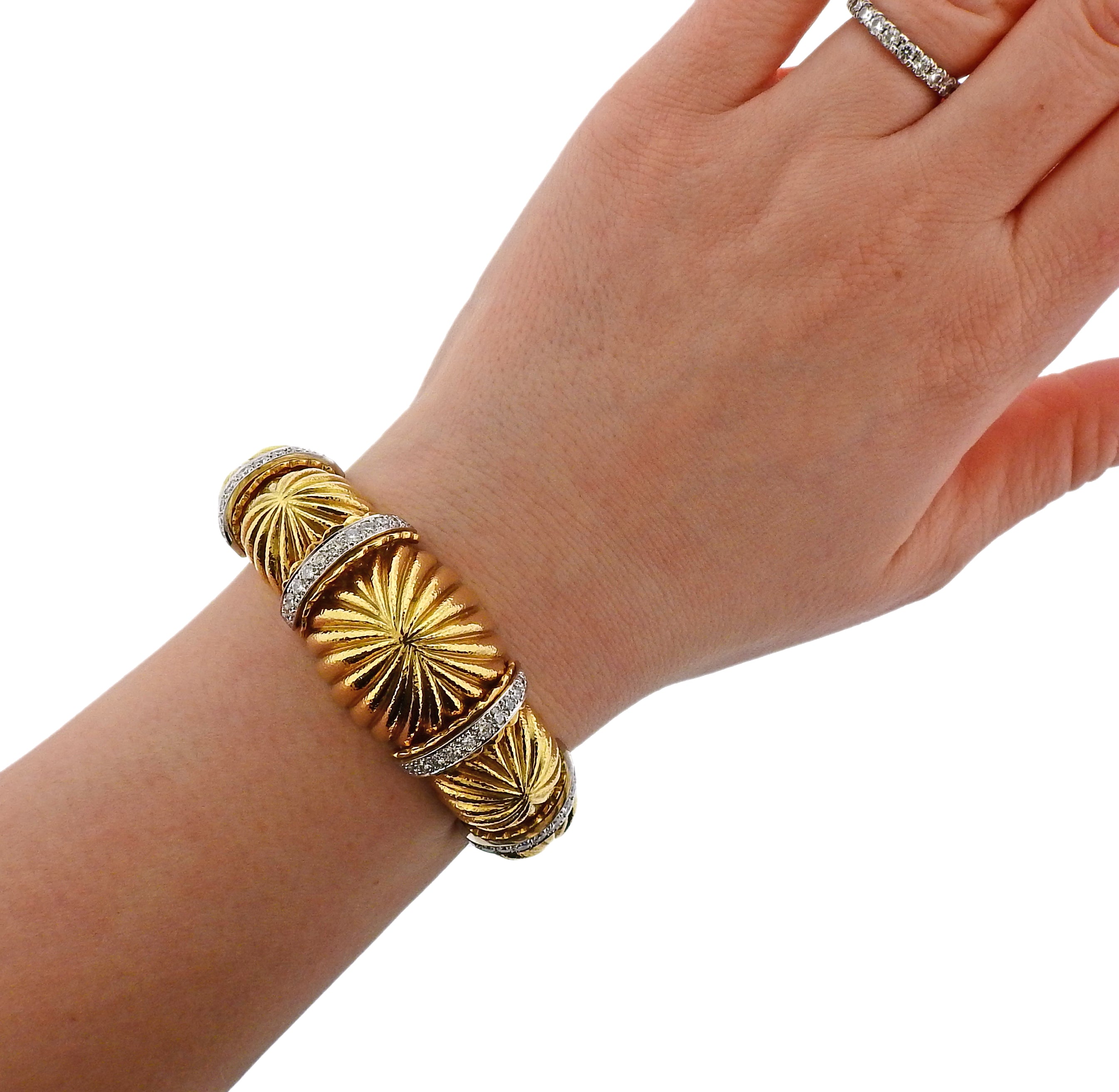 David Webb Fluted Dome Diamond Gold Platinum Bracelet - Replica Luxury Handbag Store