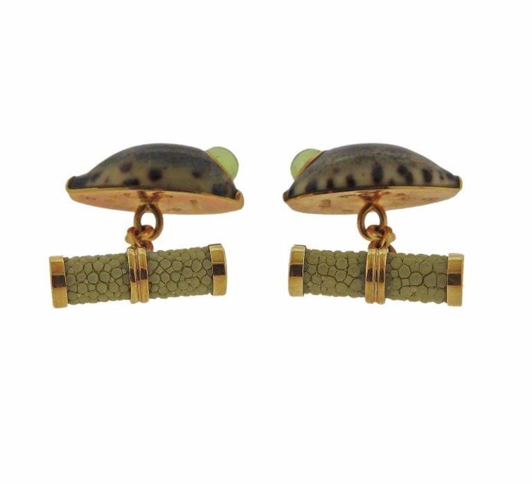 Trianon Gold Shell Peridot Cufflinks - Replica Luxury Handbag Store